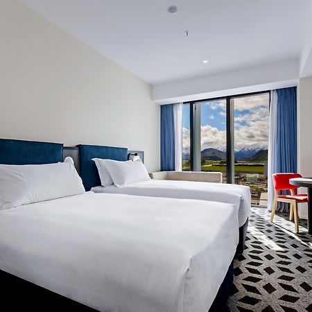 Holiday Inn Queenstown Remarkables Park Eksteriør billede