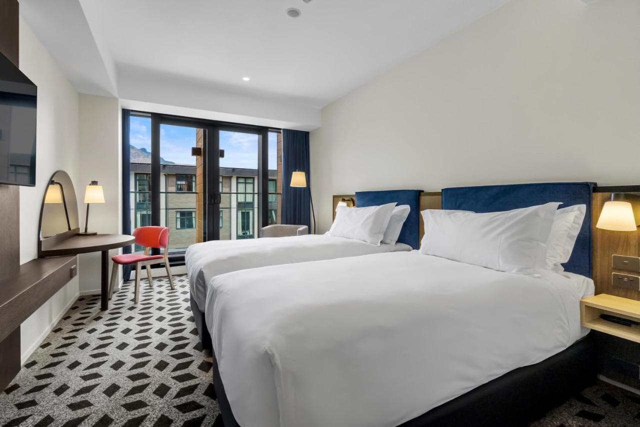 Holiday Inn Queenstown Remarkables Park Eksteriør billede